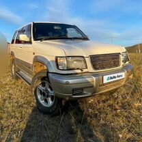 Isuzu Bighorn 3.5 AT, 1998, битый, 280 000 км, с пробегом, цена 1 000 000 руб.