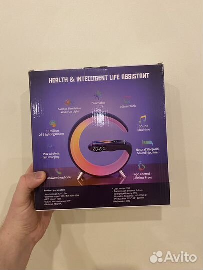 Лампа настольная с зарядкой для телефона черная