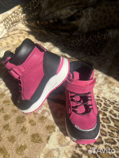 Ботинки демисезонные для девочки 22 размер