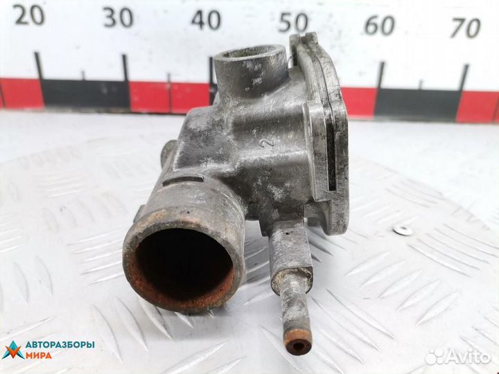 Корпус термостата Mercedes-Benz Vito W638 2001