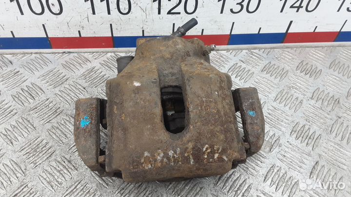 Суппорт передний правый Land Rover Range Rover 3