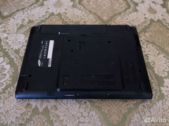 Продам ноутбук Samsung в хорошем состоянии