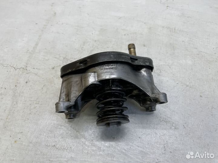 Насос вакуумный M21 для BMW E30