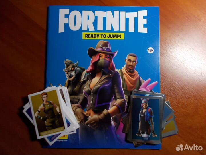 Наклейки fortnite от Panini с