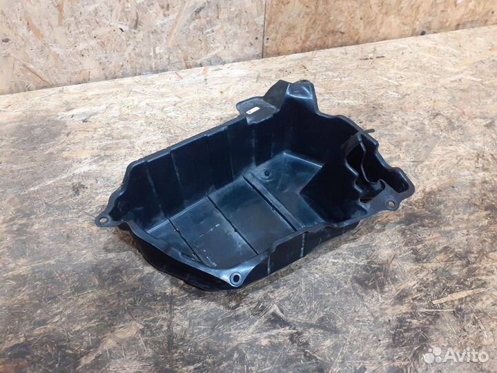 Пластик Honda CR-V 5 2017 74627tlba000