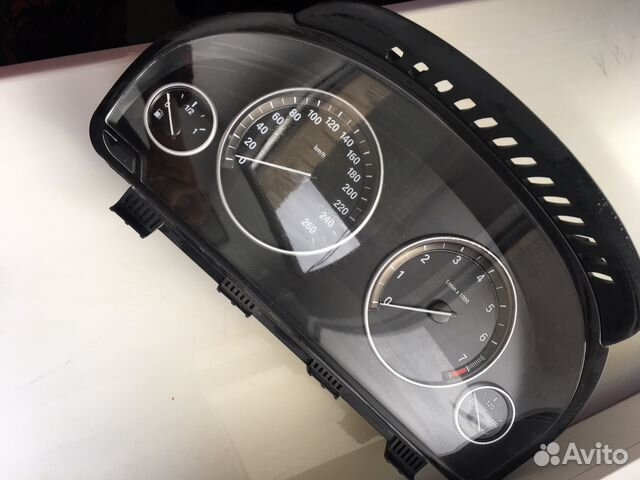 Табло от BMW F10