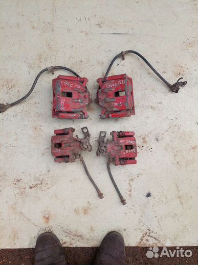 Суппорт на honda civic5d 2008г