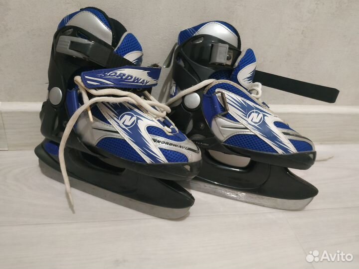 Коньки хоккейные детские размер 29 и 34