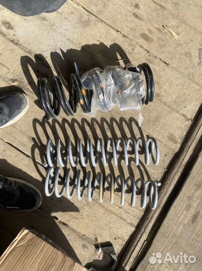 Пружины на передний привод новые