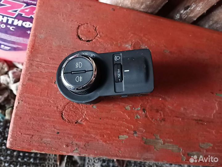 Кнопка фар Авео 300
