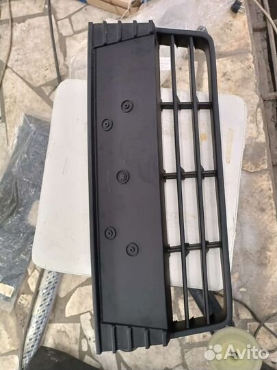 Новая решётка переднего бампера ford focus 3