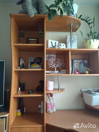 Компьютерный стол