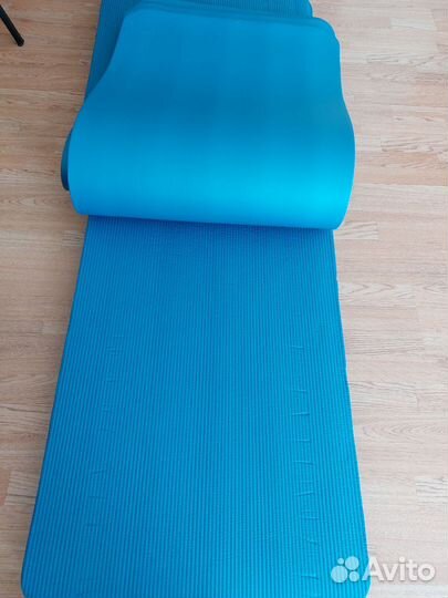 Коврик для йоги и фитнеса