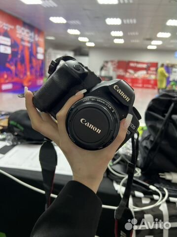 Зеркальный фотоаппарат canon 5D mark ii