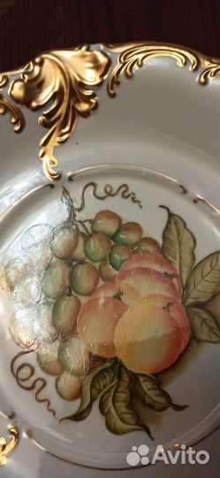 Декоративная расписная картина на тарелке