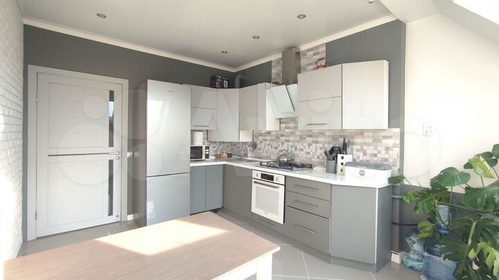 2-к. квартира, 65,2 м², 4/5 эт.