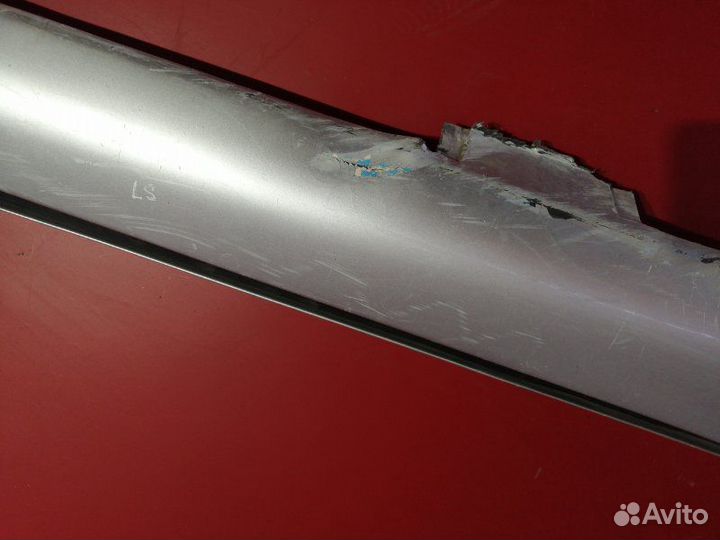 Накладка на порог правая Lexus Ls XF40