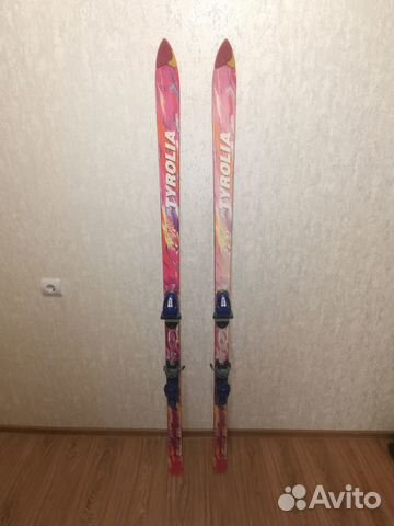 Горные лыжи Tyrolia с креплением