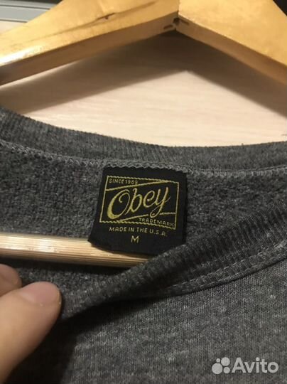 Obey свитшот