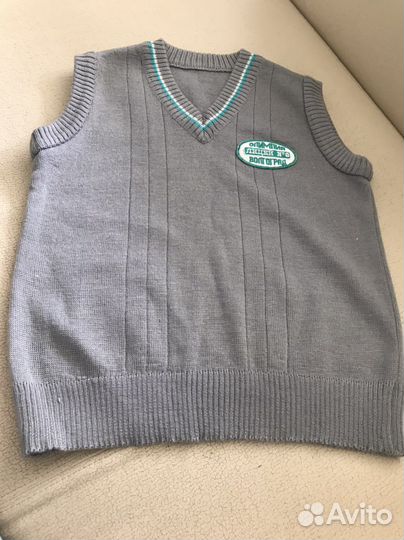 Жилетка для девочки 134 новая