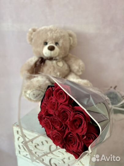 Розы букеты с доставкой подарок девушке цветы