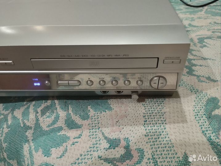 Видеодвойка DVD + VHS BBK