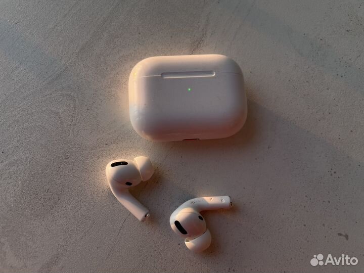 Наушники Airpods Pro