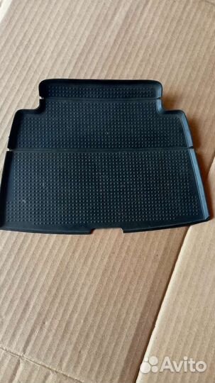 Коврик в верхний бордачок Лада Калина-2