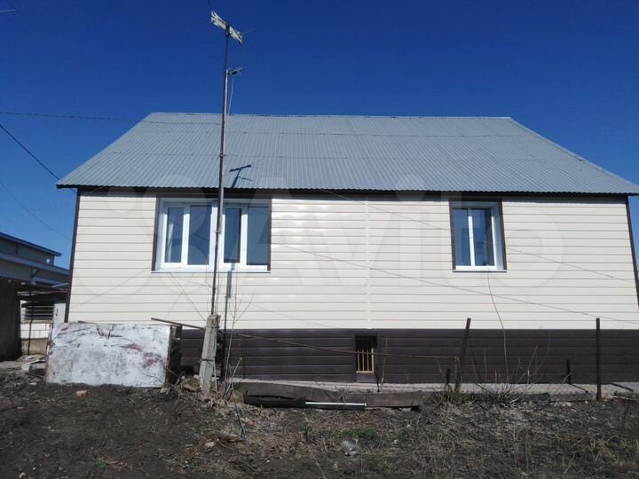 Дом 193 м² на участке 4 сот.