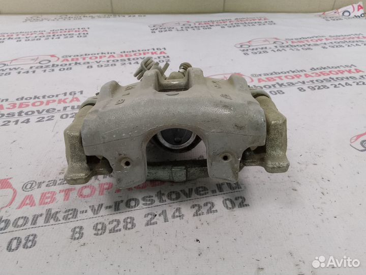 Суппорт задний левый Mazda 3 BK