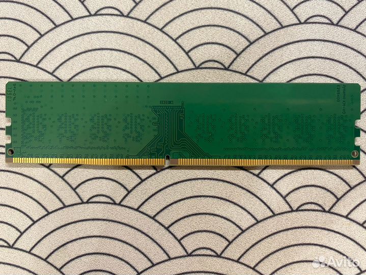 Crucial 8Gb 2400мгц DDR4