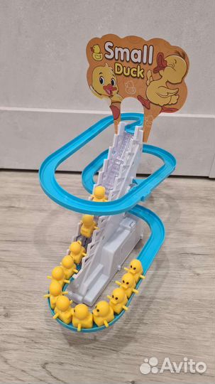 Уточки на лестнице