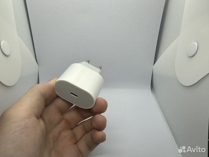 Быстрая зарядка на iPhone блок + кабель 20W