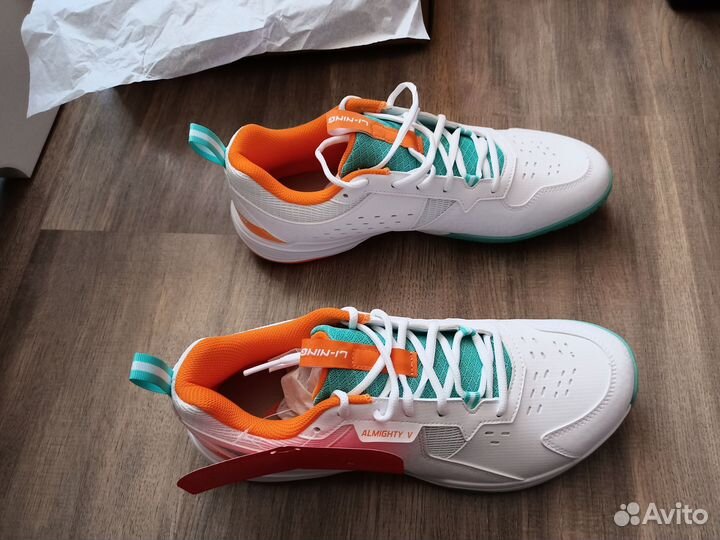 Кроссовки LI-ning для бадминтона муж 44 р