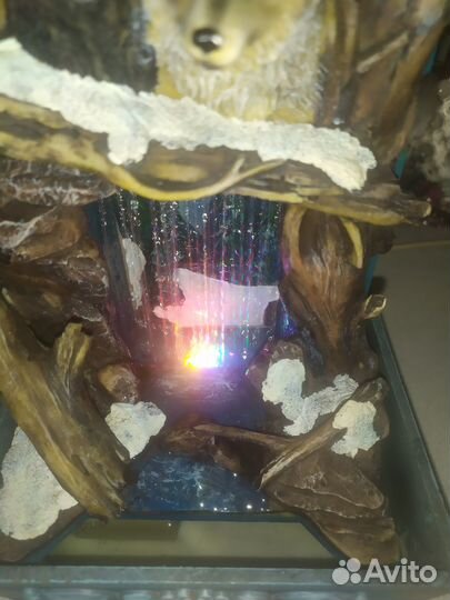 Декоративный водопад фонтан с подсветкой