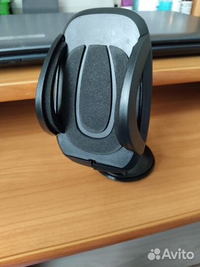 Держатель для смартфона в авто
