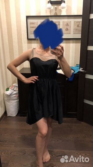 Платье Guess