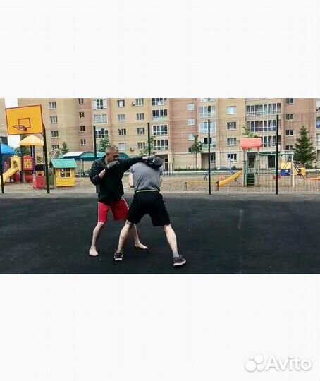 Тренер по боксу и рукопашному бою. Тренер по офп