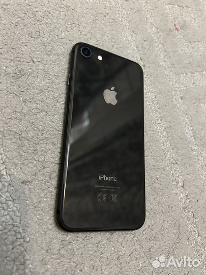 iPhone 8, 64 ГБ