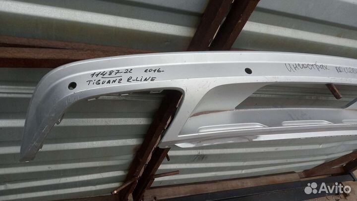 Спойлер заднего бампера Volkswagen Tiguan 2