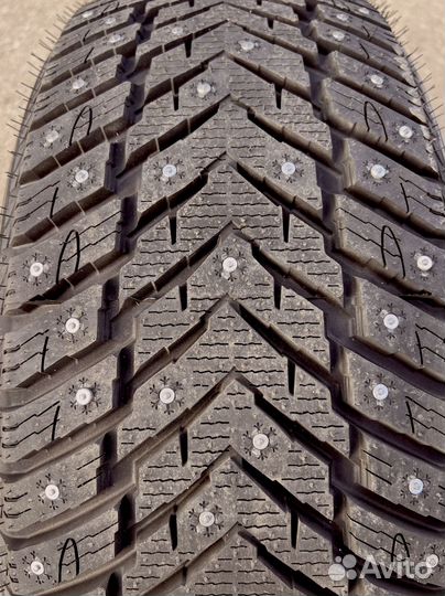 Kapsen IceMax RW516 215/55 R18 135U