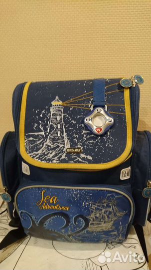 Ранец для начальной школы mike&MAR