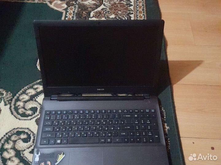 Ноутбук dexp