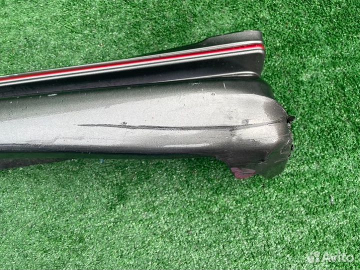 Накладка на порог правая Nissan Juke F15 2010-2020