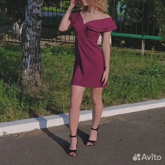 Вечернее платье 42 44