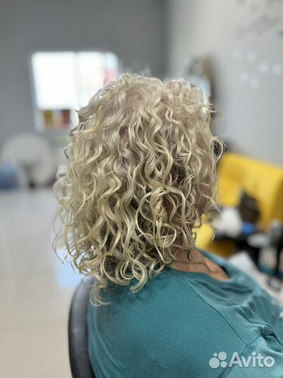 Биозавивка волос, прикорневой объем