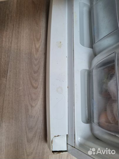 Холодильник indesit st-167