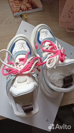 Louis vuitton женские кроссовки