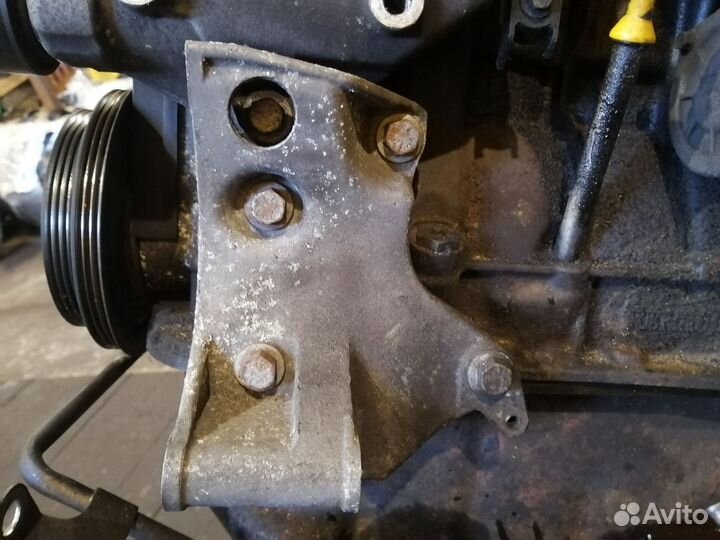 Кронштейн гур Рено Сандеро 1.2