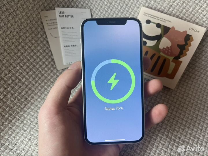 Внешний аккумулятор solove W12 Pro MagSafe